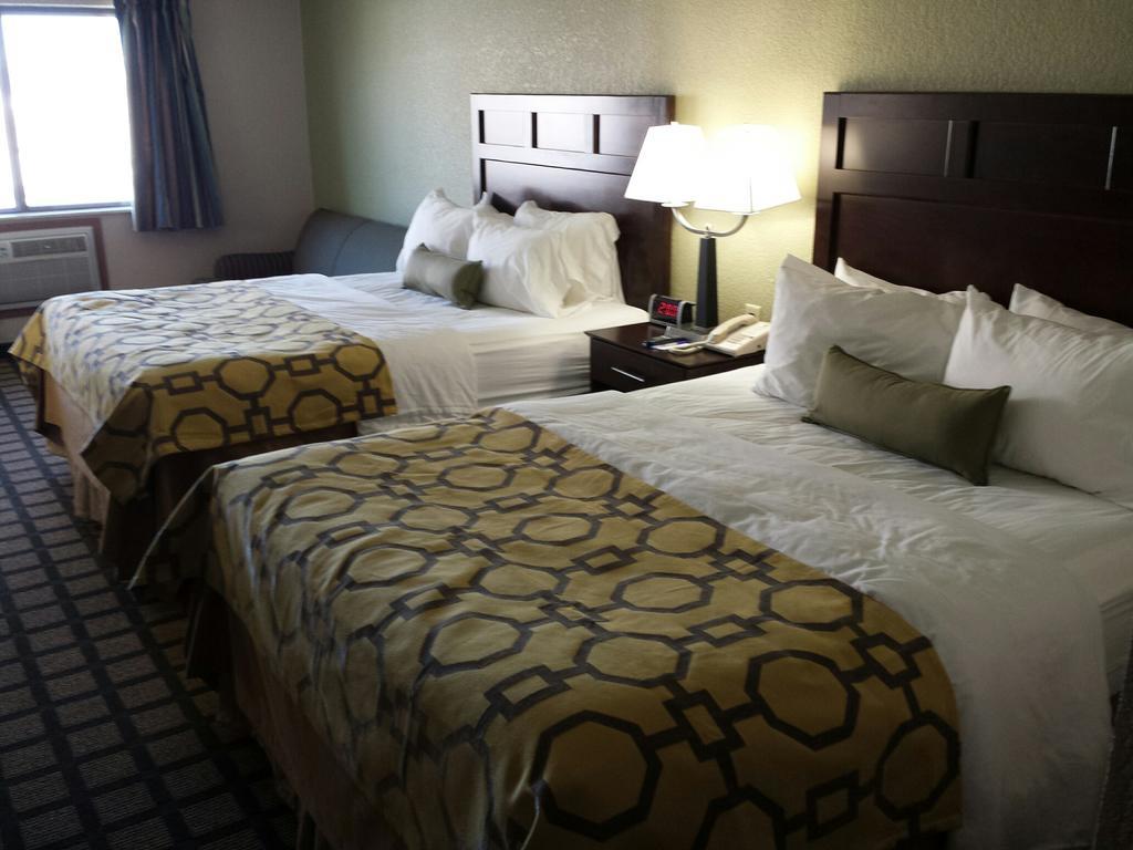 Hotel Baymont By Wyndham Ames Extérieur photo